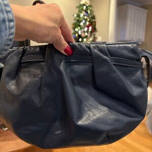 Letisse Genuine Leather Shoulder Bag – Navy